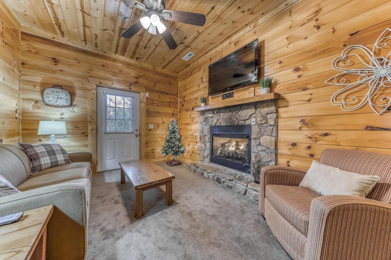 A Mountain Paradise Pigeon Forge Εξωτερικό φωτογραφία